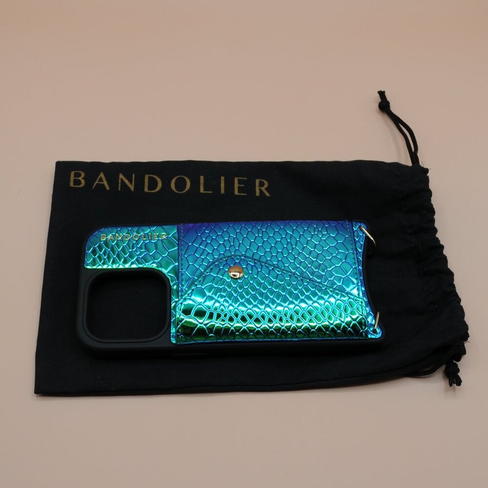 Ariel Wristlet - Iridescent Blue Green/Gold, iPhone 14 Pro